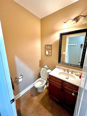 6300 County Road 100, Mount Gilead, OH 43338