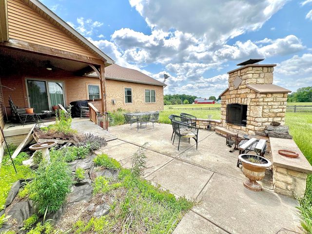 6300 County Road 100, Mount Gilead, OH 43338