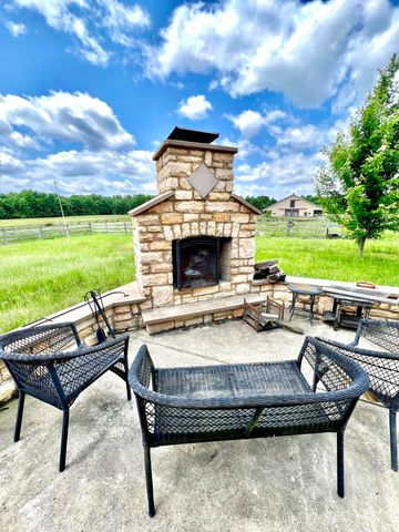 6300 County Road 100, Mount Gilead, OH 43338