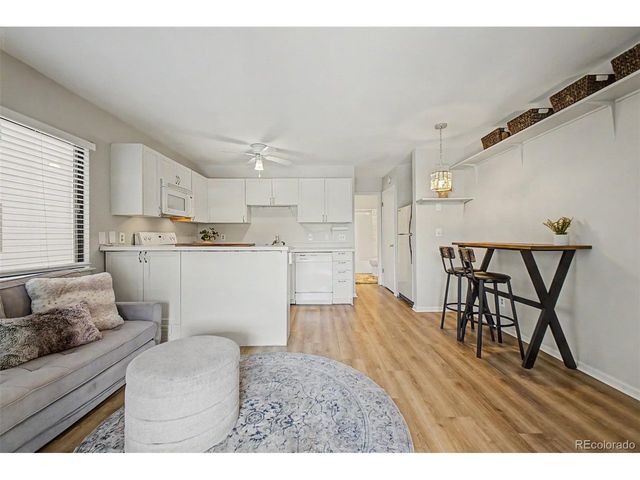 1812 17th St 101S, Boulder, CO 80302