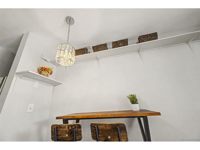 1812 17th St 101S, Boulder, CO 80302