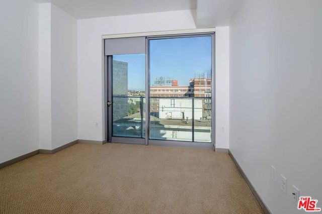 3033 Wilshire Avenue 1409, Los Angeles, CA 90010