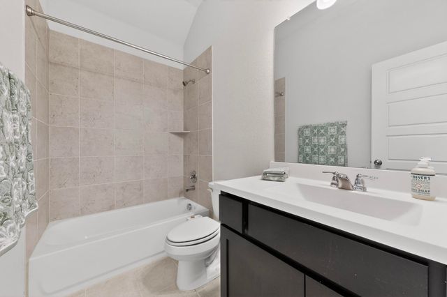 1805 Arbor Drive, Forney, TX 75126