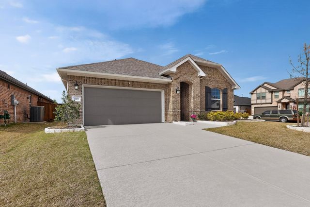 1805 Arbor Drive, Forney, TX 75126
