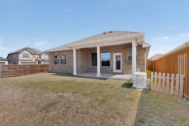 1805 Arbor Drive, Forney, TX 75126