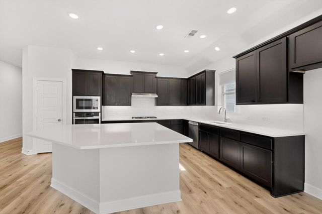 1805 Arbor Drive, Forney, TX 75126