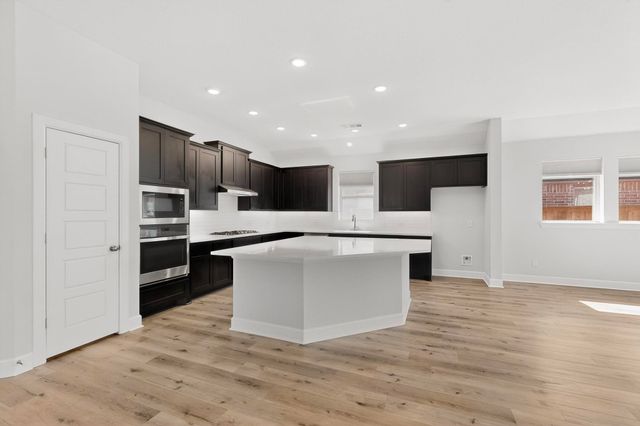 1805 Arbor Drive, Forney, TX 75126