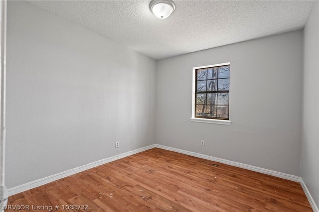 1106 N 21st Street, Van Buren, AR 72956