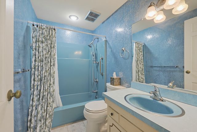 7 Highview Drive 7, Sandwich, MA 02563