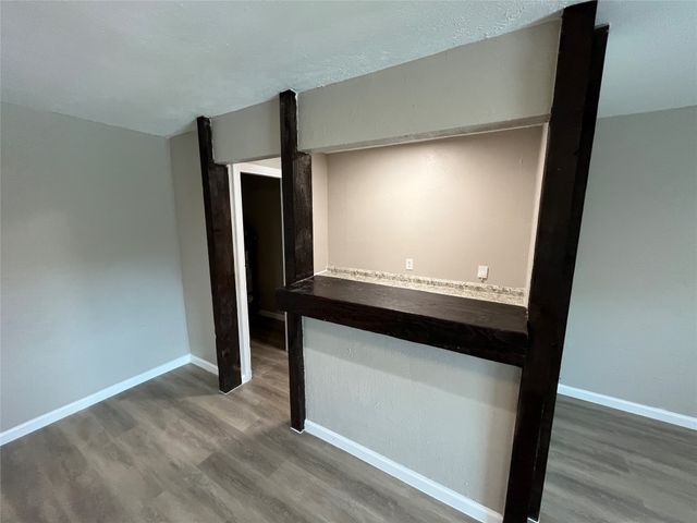 2050 Wellington Drive, Grand Prairie, TX 75051