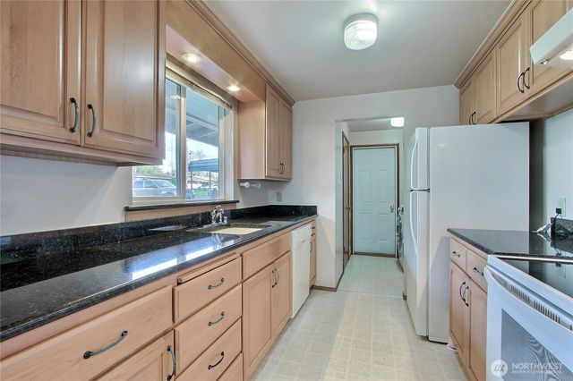 1415 S 303rd, Federal Way, WA 98003