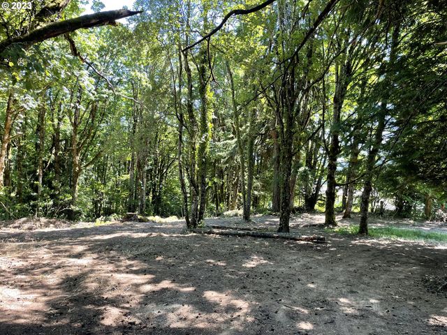 11902 Nw TUALATIN Ave, Portland, OR 97229