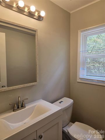7727 Ritter Drive, Charlotte, NC 28270