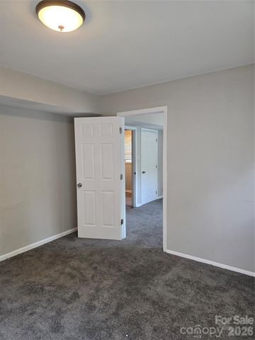 7727 Ritter Drive, Charlotte, NC 28270