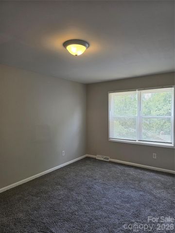 7727 Ritter Drive, Charlotte, NC 28270