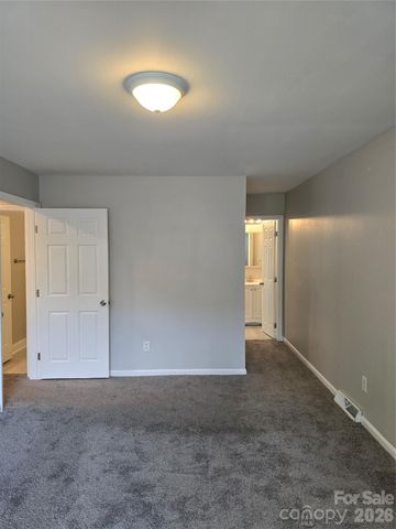 7727 Ritter Drive, Charlotte, NC 28270