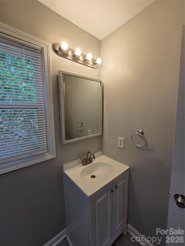 7727 Ritter Drive, Charlotte, NC 28270
