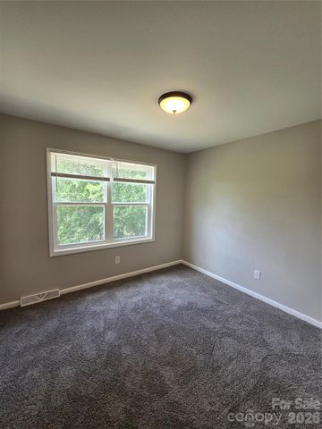 7727 Ritter Drive, Charlotte, NC 28270