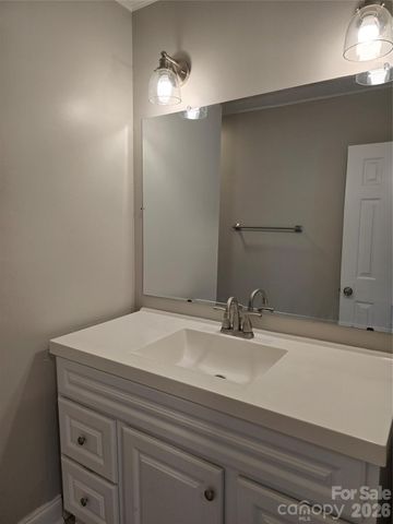 7727 Ritter Drive, Charlotte, NC 28270