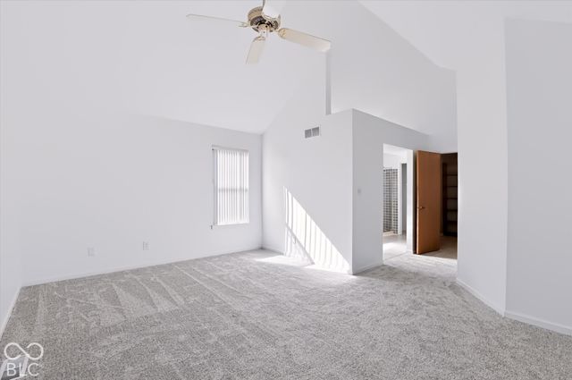 9450 Aberdare Drive 34, Indianapolis, IN 46250