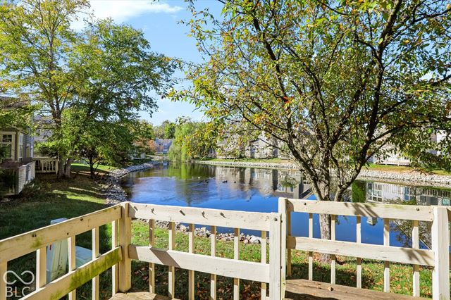 9450 Aberdare Drive 34, Indianapolis, IN 46250