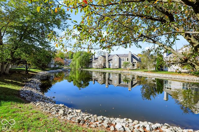9450 Aberdare Drive 34, Indianapolis, IN 46250