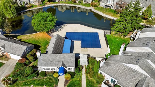 9450 Aberdare Drive 34, Indianapolis, IN 46250