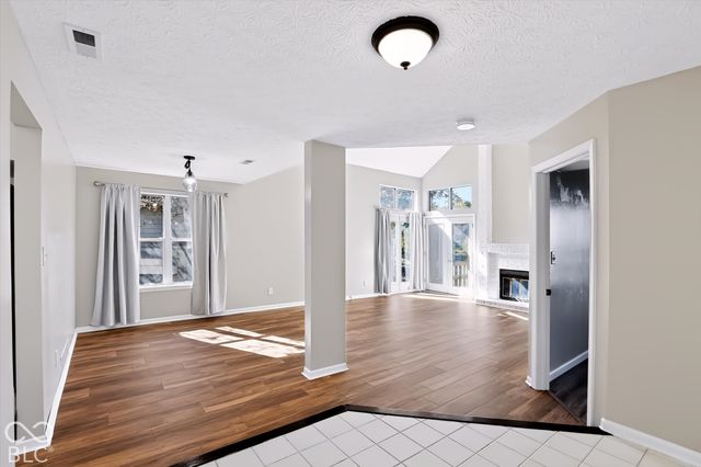 9450 Aberdare Drive 34, Indianapolis, IN 46250