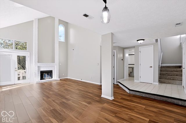 9450 Aberdare Drive 34, Indianapolis, IN 46250