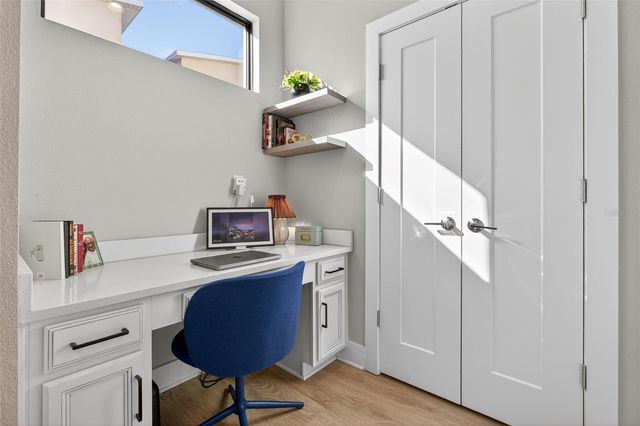 2526 13TH AVENUE N, St Petersburg, FL 33713