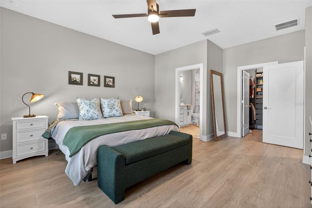 2526 13TH AVENUE N, St Petersburg, FL 33713