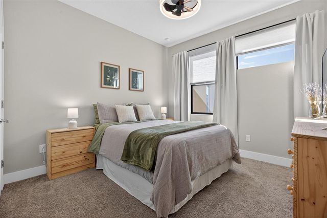 2526 13TH AVENUE N, St Petersburg, FL 33713