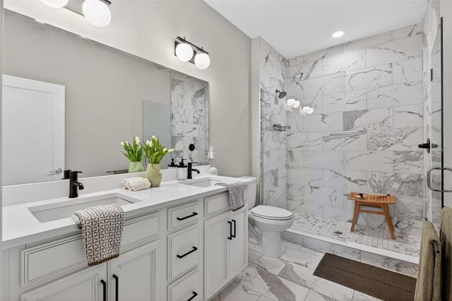 2526 13TH AVENUE N, St Petersburg, FL 33713