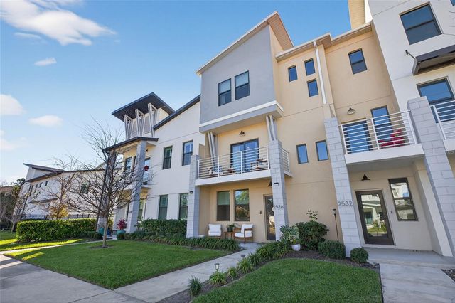 2526 13TH AVENUE N, St Petersburg, FL 33713