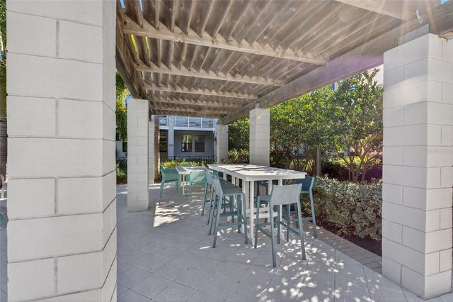 2526 13TH AVENUE N, St Petersburg, FL 33713