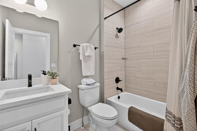 2526 13TH AVENUE N, St Petersburg, FL 33713