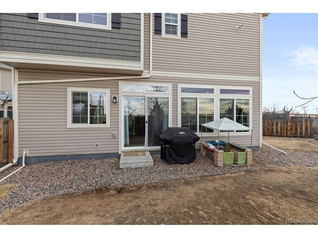 26216 E Byers Pl, Aurora, CO 80018