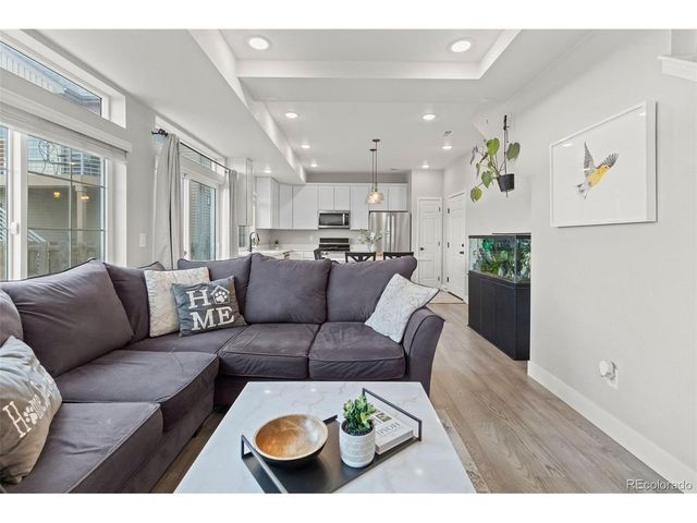 26216 E Byers Pl, Aurora, CO 80018