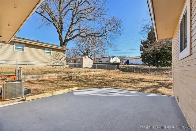 1017 N Cedar Avenue, Sand Springs, OK 74063