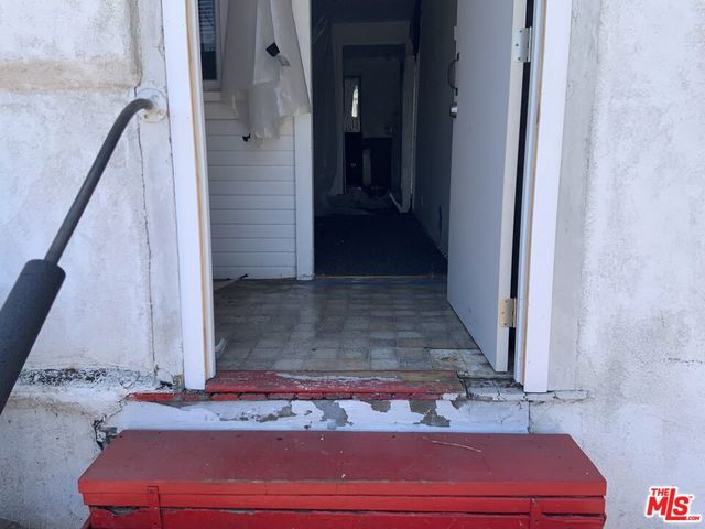 826 E 65th Street, Inglewood, CA 90302