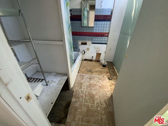 826 E 65th Street, Inglewood, CA 90302