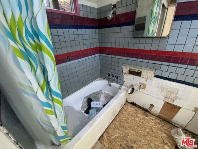 826 E 65th Street, Inglewood, CA 90302