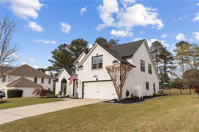 3211 Stillwater Drive, Villa Rica, GA 30180