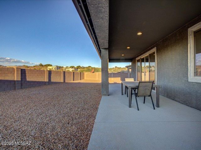 10081 S Moonlit Riverwalk Trail, Vail, AZ 85641