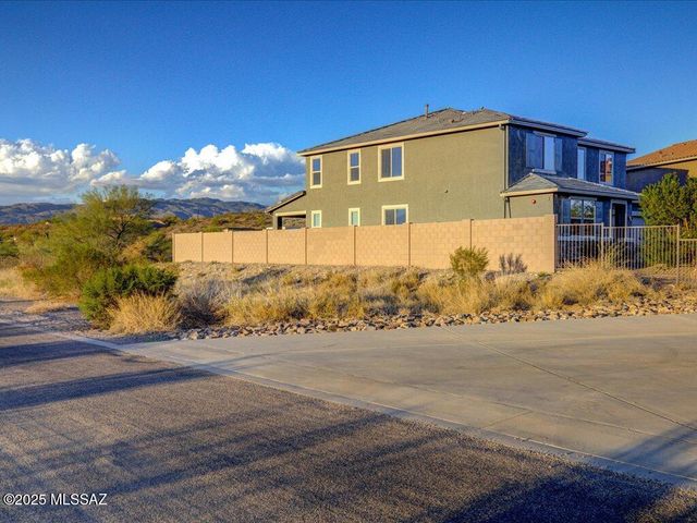 10081 S Moonlit Riverwalk Trail, Vail, AZ 85641