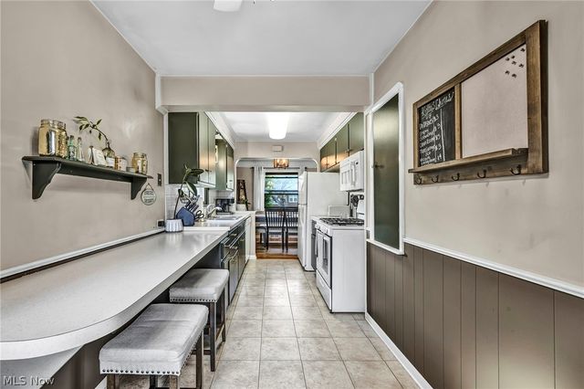 11908 Glamer Avenue, Parma, OH 44130