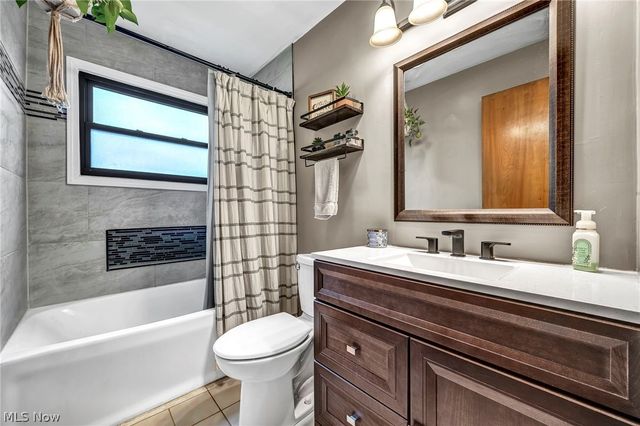 11908 Glamer Avenue, Parma, OH 44130