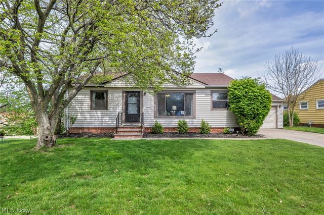 11908 Glamer Avenue, Parma, OH 44130