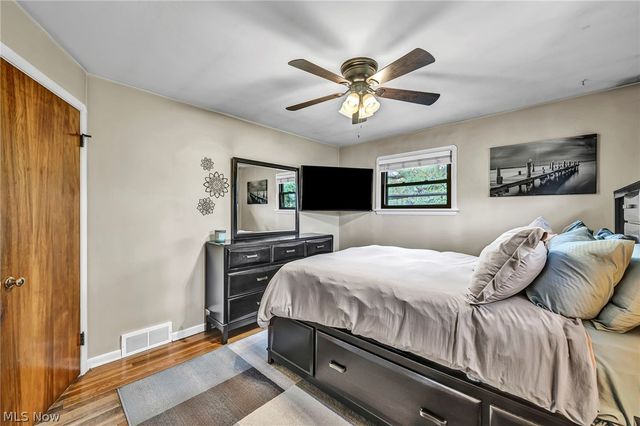 11908 Glamer Avenue, Parma, OH 44130