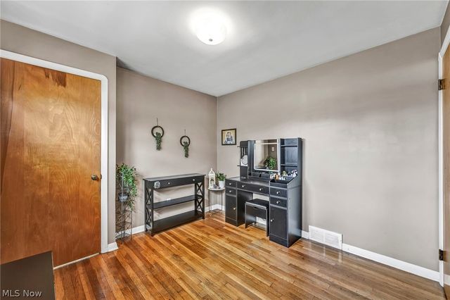 11908 Glamer Avenue, Parma, OH 44130